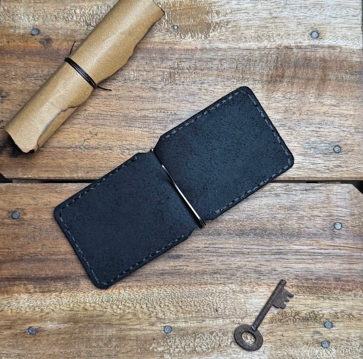 THE KEEPSAKE CLIP WALLET - Image 7